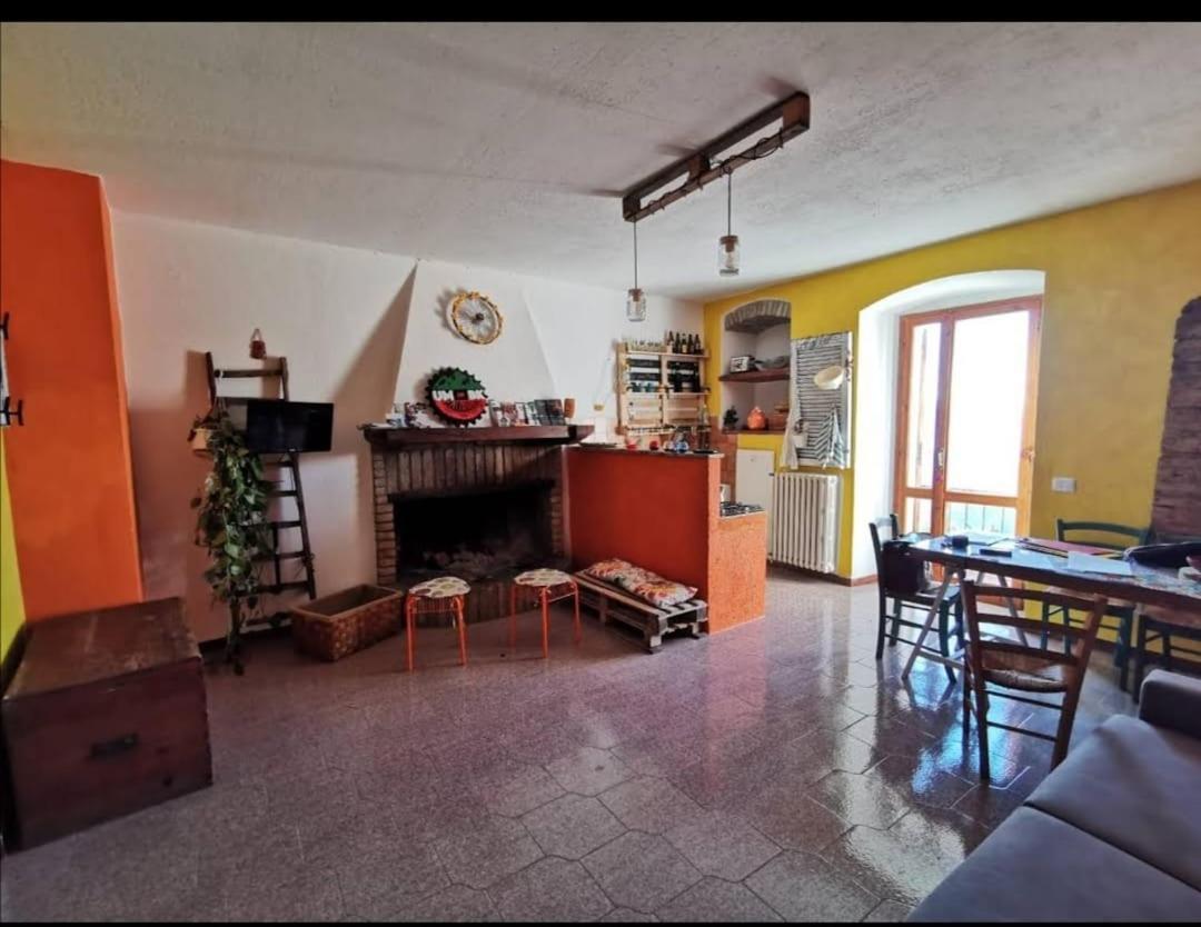 Umbria In Bike B&B Foligno Exteriör bild